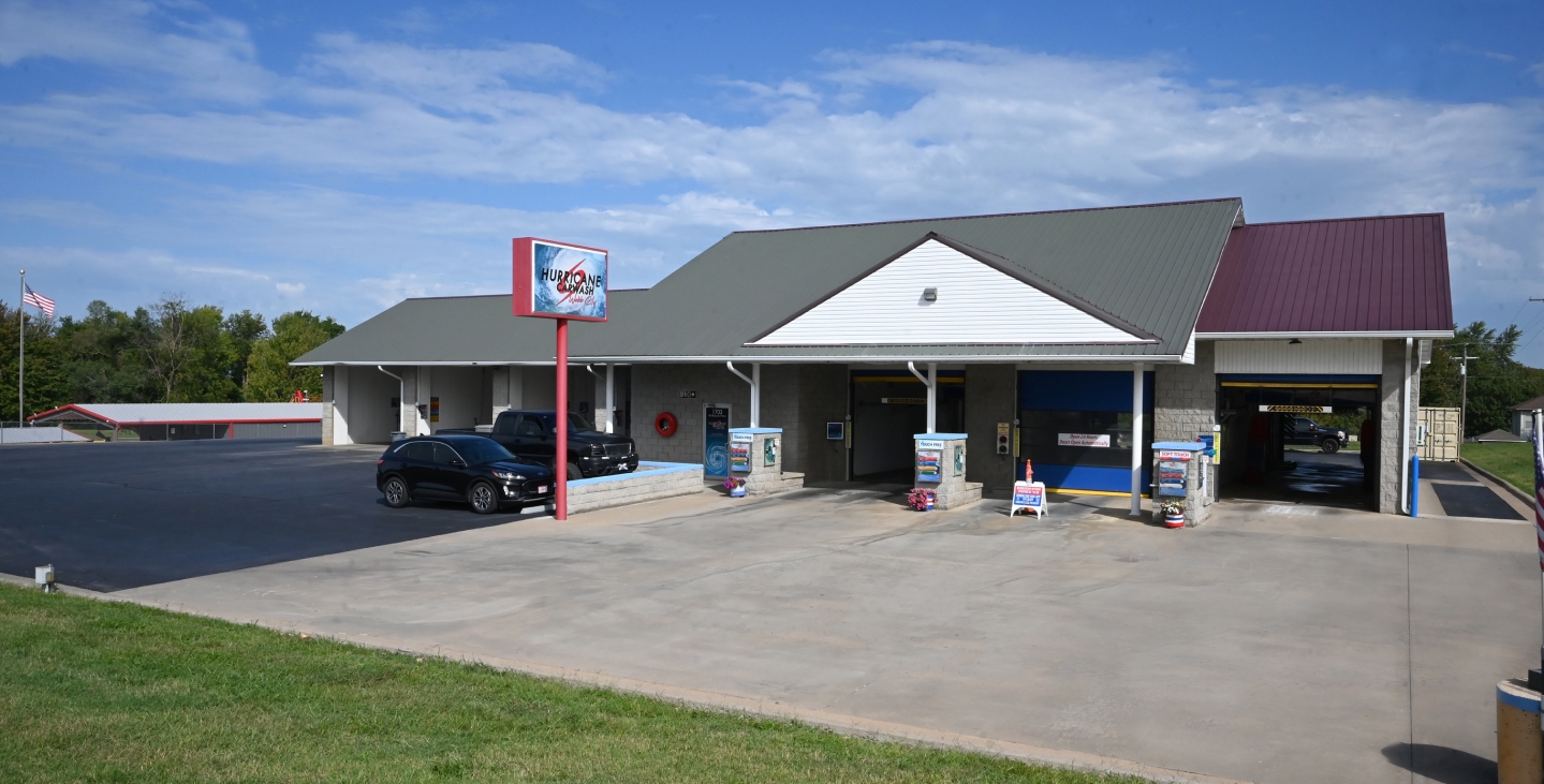 Hurricane Car Wash - Webb City, MO